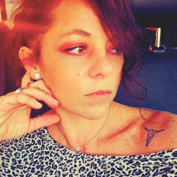 Meet your Posher, Jessica - Picture 8 of 8